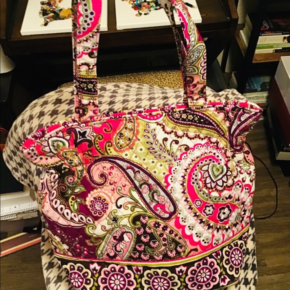Vera Bradley Tote - Picture 5 of 6